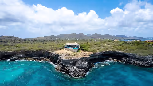 Award-Winning Luxury Beach-Side Villa - Wrap-around Pool & Pro-Pickleball