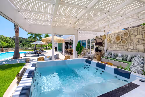 Sublime views, child friendly villa, sports & wellness facilities, full privacy, photo 3
