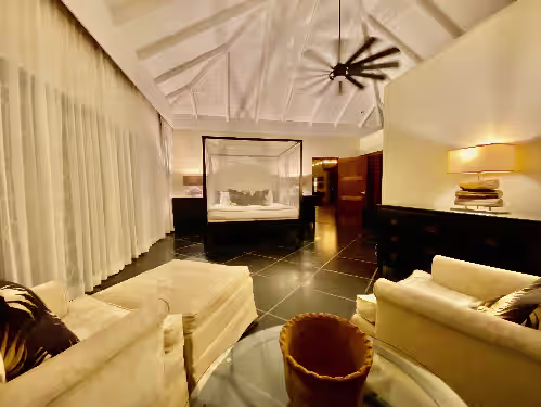 Ultimate Caribbean Getaway: 3 beaches, Cook, Housekeeper & Valet, 24x7 Concierge, photo 4