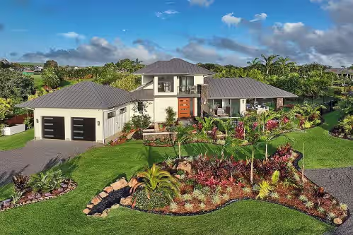 Hale Kahili: 8BR Ocean View Estate w/Pools+Spa!
