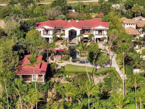 Beach Villa specializing in weddings, milestone & corporate events.