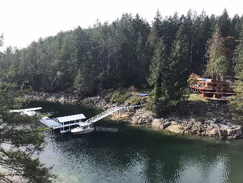 Secluded Oceanfront Property in a peaceful cove in Desolation Sound, photo 4