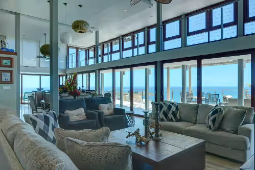 Stunning Ocean Views, WIFI, Private Pool, Large Villa, Great for Groups, Close to Seven Seas Beach, photo 3