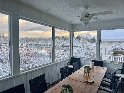 Lakefront w/ your own sandy beach! Sleeps 17. Family friendly! NO PETS, photo 4
