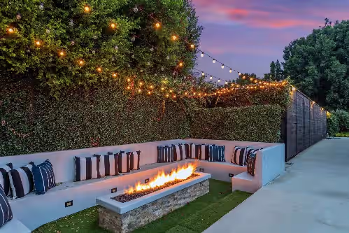 Your Own Private RESORT! 9BR/10BA Gated Compound HUGE Pool, Gym, Yard, Parking, photo 3