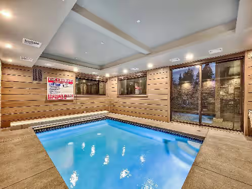 9 bedroom Luxury Villa by the lake with Indoor Pool, photo 3