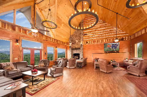 SkyView Mansion: Sleeps 70, Indoor Heated Pool, Amazing Views, Gameroom