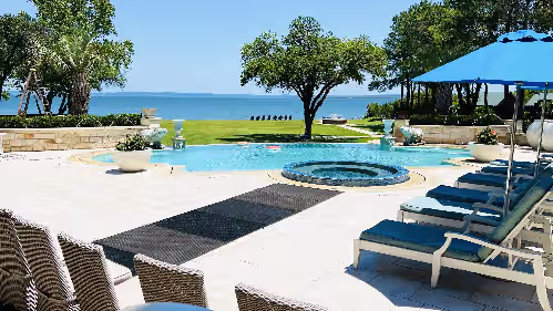 Private Paradise Resort at the Hill Country. Swimming pool, Spa and Lakefront