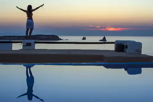 Traditional Cycladic style, waterfront Villa with unique pool and sunset view, photo 4