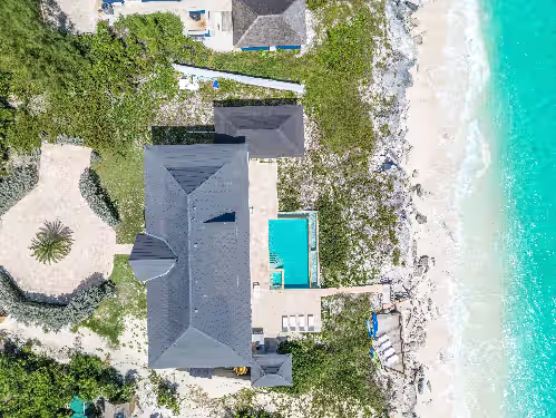 Shades of Blue a luxury home on private beachfront sleeps 20ppl, chef, boat tour, photo 2