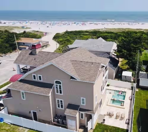 Luxury Beach Front Estate With Pool & Hot Tub Sleeps 16, photo 4