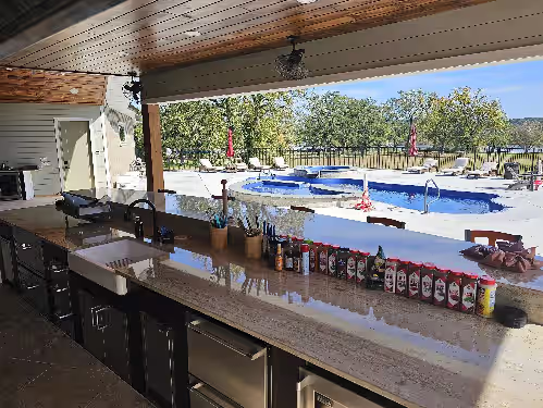 Sleeps 27/Pickleball Court/Game Room/Hot Tub/Pool/Batting Cage/Beach
