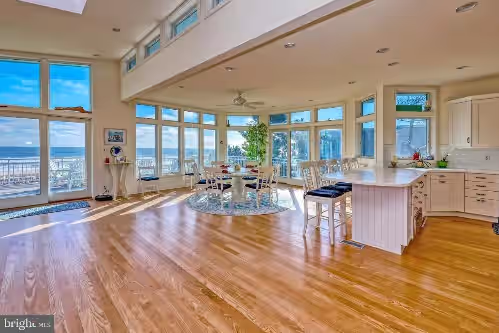 Spectacular Oceanfront house, Private Lane, North Beach, 100 ft beachfront views, photo 3