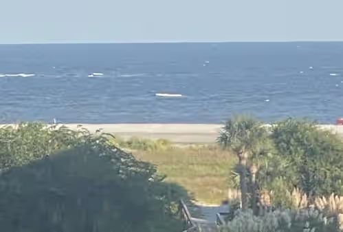 BRAND New Luxury Beach Home, photo 2