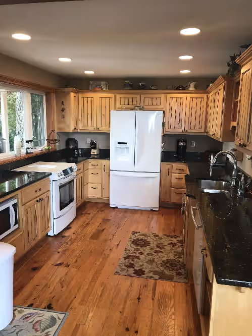 Beautiful Lakefront home on the Flats, sleeps 7, Heated garage, SnoBear, photo 3