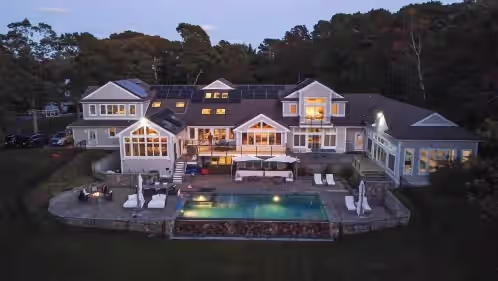 Luxury home with 2 pools, (indoor and outdoor)dock, hot tub and more! RPMS081