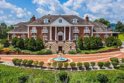 Kentucky's Majestic Mountaintop Estate: The Bluegrass Palace