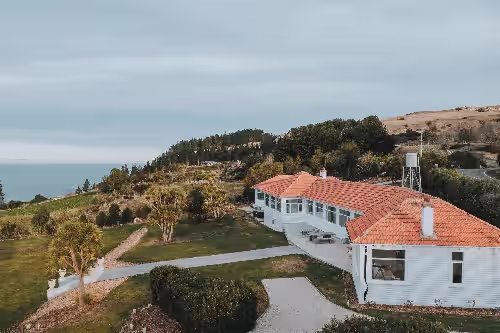 The Longhouse Tirimoana - Absolute Beachfront Luxury Accommodation Retreat