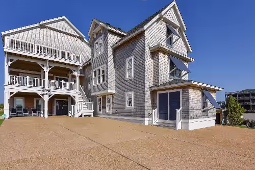 Crew Quarters -- 16BR Oceanfront with Elevator, Pool and More, photo 4