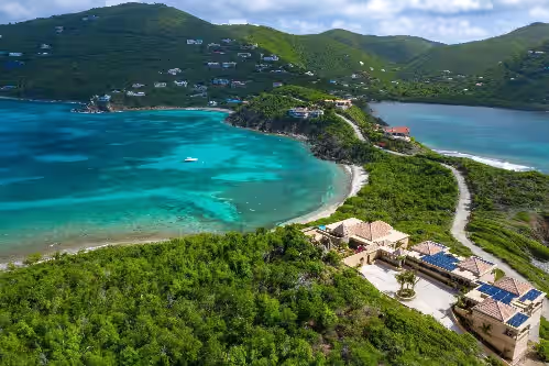 2024 Winner Vrbo's Vacation Rental of the Year: Villa Cin Cin, photo 3