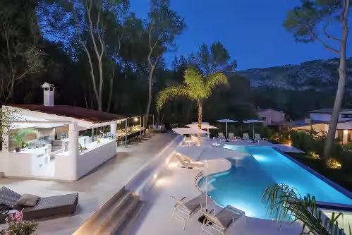 Holiday Home 'Magna' with Private Pool, Wi-Fi and Air Conditioning, photo 2