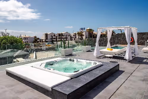 Vacation Villa 'Infinity' with Sea View, Wi-Fi and Air Conditioning, photo 2
