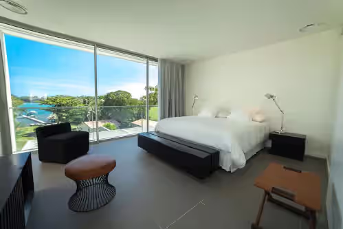 Luxury waterfront villa (MQFR08), photo 2