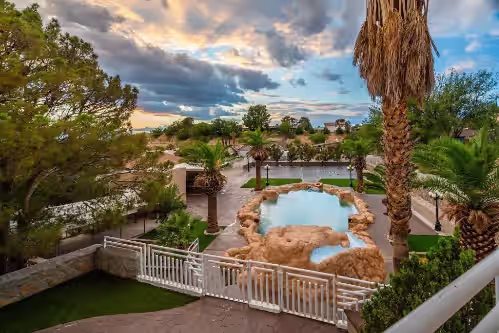 ***MTV Rented*** Million Dollar Mansion, photo 2