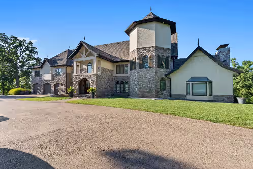 Stone's Mansion in Osage Beach MO, photo 4