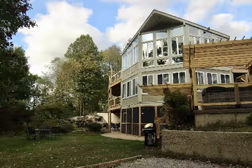 THE WATERFALL WALKOUT & HILLTOP RETREAT, SLEEPS 10+, 4BR*2BA, photo 4