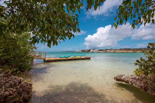 Stunning 6 bedroom waterfront villa with wooden dock, photo 3