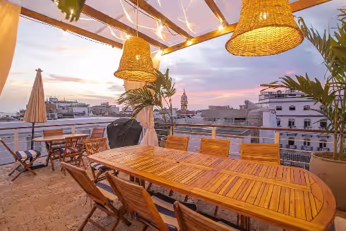Outdoor dining at 21 Bedroom Luxury Mansion in the Old City