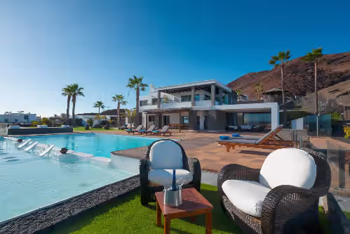 Villa Costa Roja with swimming pools, jacuzzi, mini golf, paddle tennis and sea and volcano views, photo 2