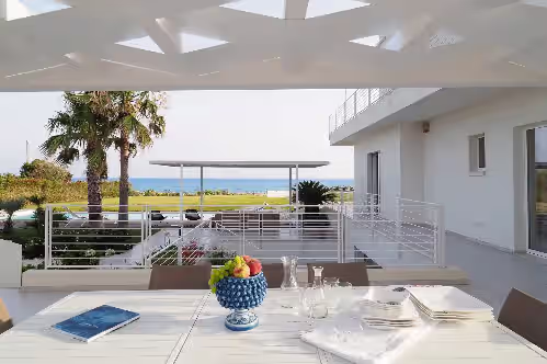 Stunning private villa with private pool, A/C, hot tub, WIFI, sauna, TV, patio and panoramic view, photo 2