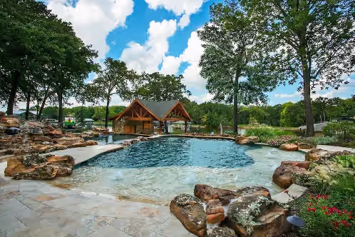Gorgeous Resort-style Retreat on Cedar Creek Lake, photo 3