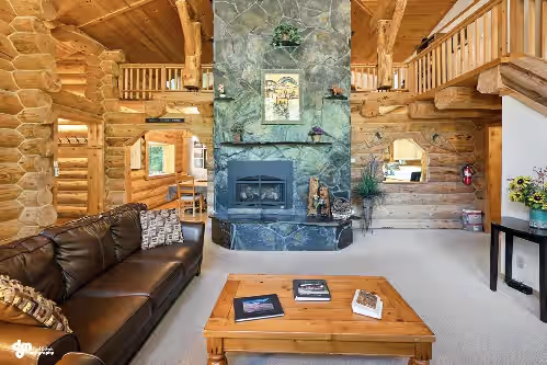 Bear Paw Lodge in Seward, Alaska :: Custom-Built Log Home, photo 4