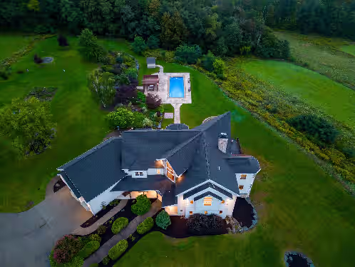 Luxury Estate, Breathtaking View, Storybook Town, Pool, Hottub, FirePit, Game Rm, photo 3