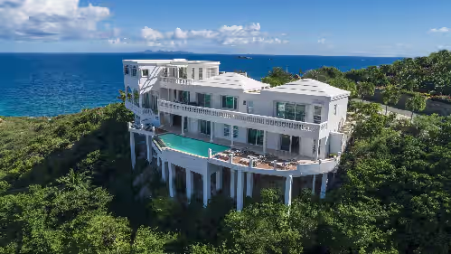 Villa Fantome - Luxury Villa, Short walk to beach, BRAND NEW 55KW BACKUP GENERATOR