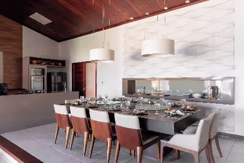 Dining at Casa Manaua: beachfront property with incredible views in Barra de São Miguel