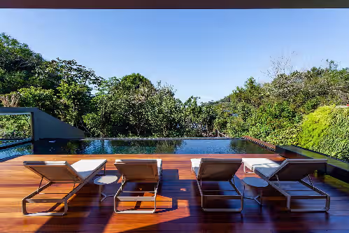 Swimming pool at Modern house in Florianópolis