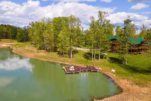 Fraziers Bottom Cabin on 800 Acres of Land w/ Lake