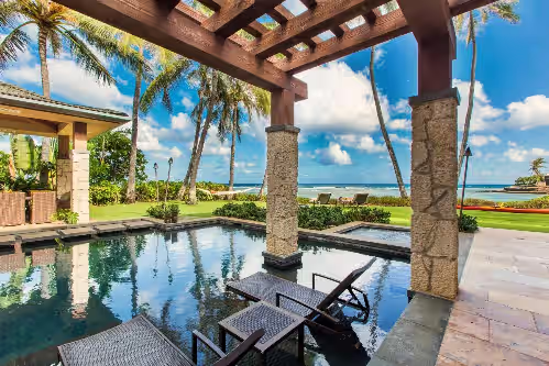 10% Off Summer Special! Luxury Oceanfront Estate: Banyan House Hawaii