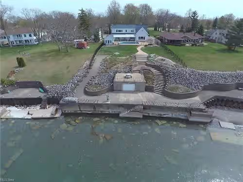 Erie Escape, photo 2