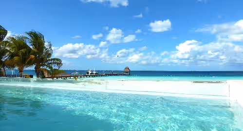 Villa Dzul - Exclusive & Safe Location: Turquoise Sea w/ White Sand Beach NO SEAWEED