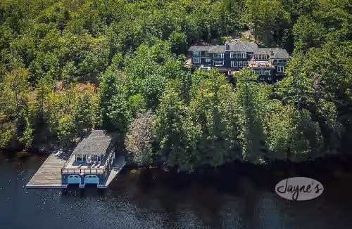 Incredible 9 bdrm, 9 bath, Tennis Court! Nanny Suite! Gym! Lake Muskoka, photo 3