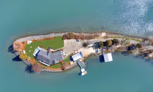 7 BR Private Peninsula & Houseboat LUX Isle Beach Lake Panoramic views Hot Tub