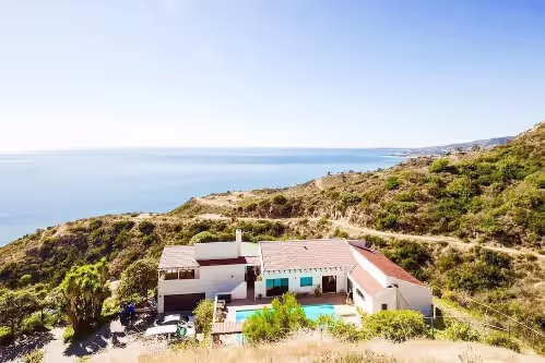 Panoramic Ocean View, 7 bedroom Gated Villa, Pool & Tennis Court (2 buildings), photo 5