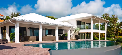 Ocean House, prestigious villa with swimming pool, sea view and private pontoon