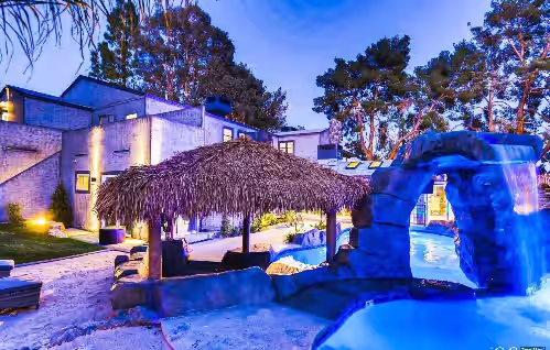 C & C Mansion Club, photo 3