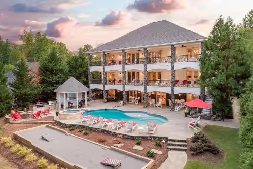 #1 rated overall Lake House in Eastern US! - Book Your Stay at MacDaddy!